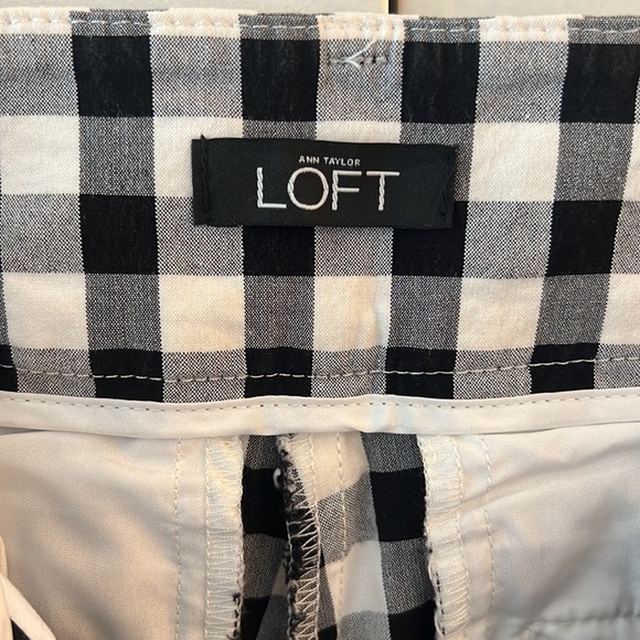 Loft checkerboard Julie Straight leg pants Size 0 - Picture 3 of 4